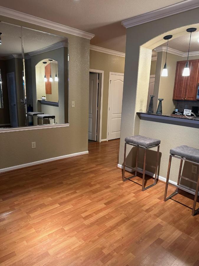 Blueplatinum Luxury Apartment Houston Exterior photo