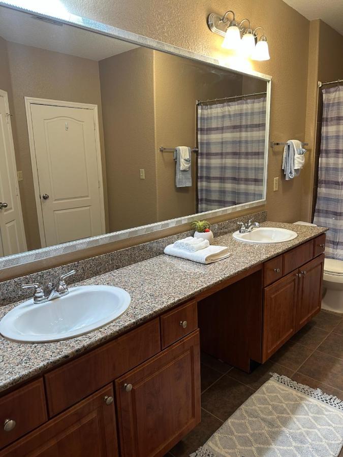 Blueplatinum Luxury Apartment Houston Exterior photo