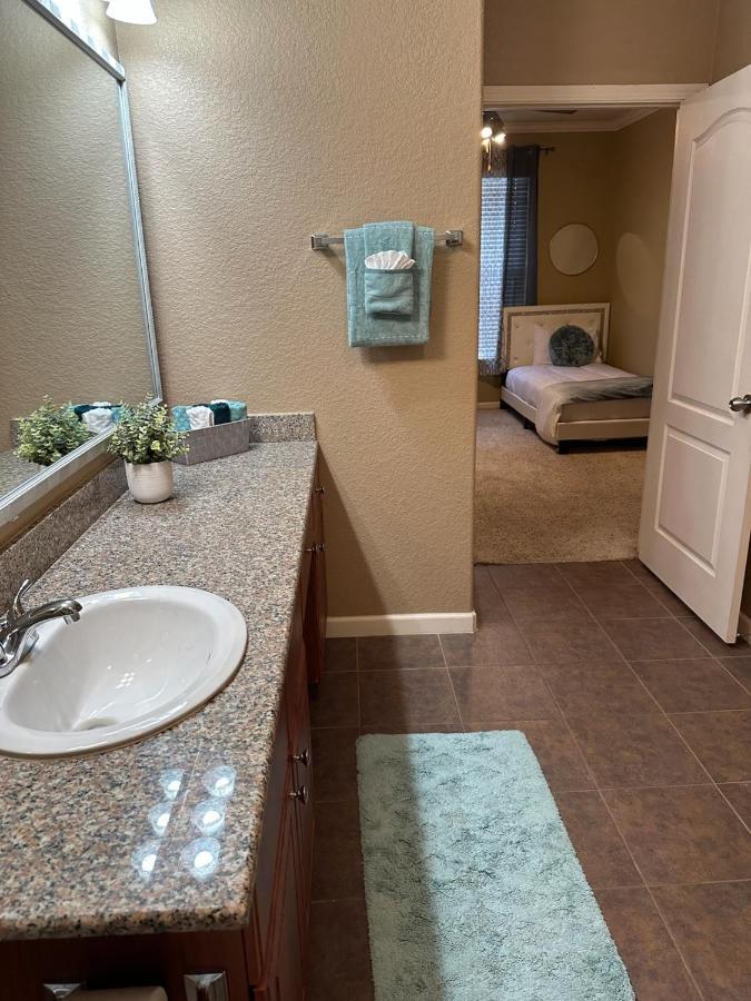 Blueplatinum Luxury Apartment Houston Exterior photo